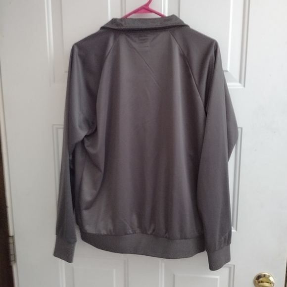 Gray Jacket - Picture 2 of 6